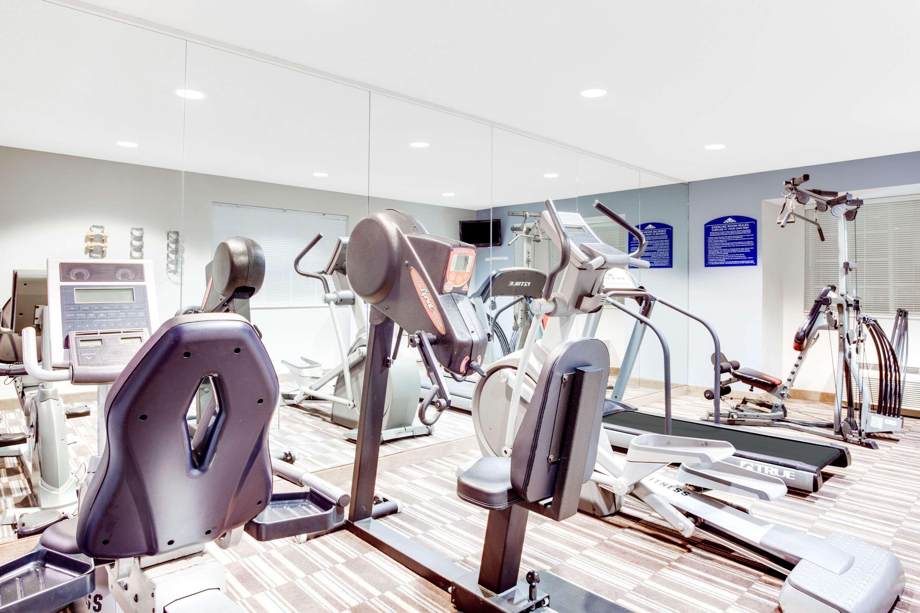 Microtel Inn & Suites Columbus North מראה חיצוני תמונה