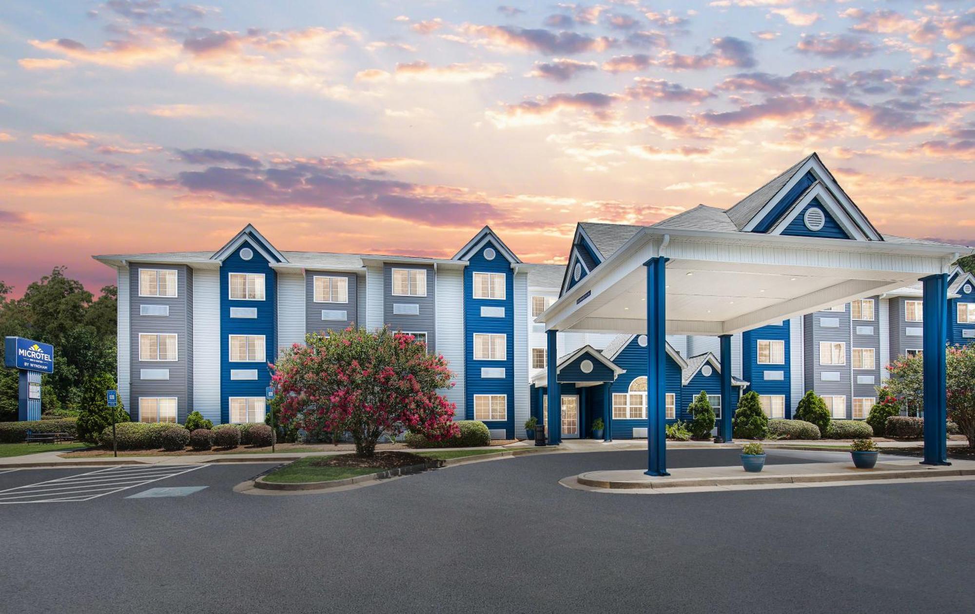 Microtel Inn & Suites Columbus North מראה חיצוני תמונה
