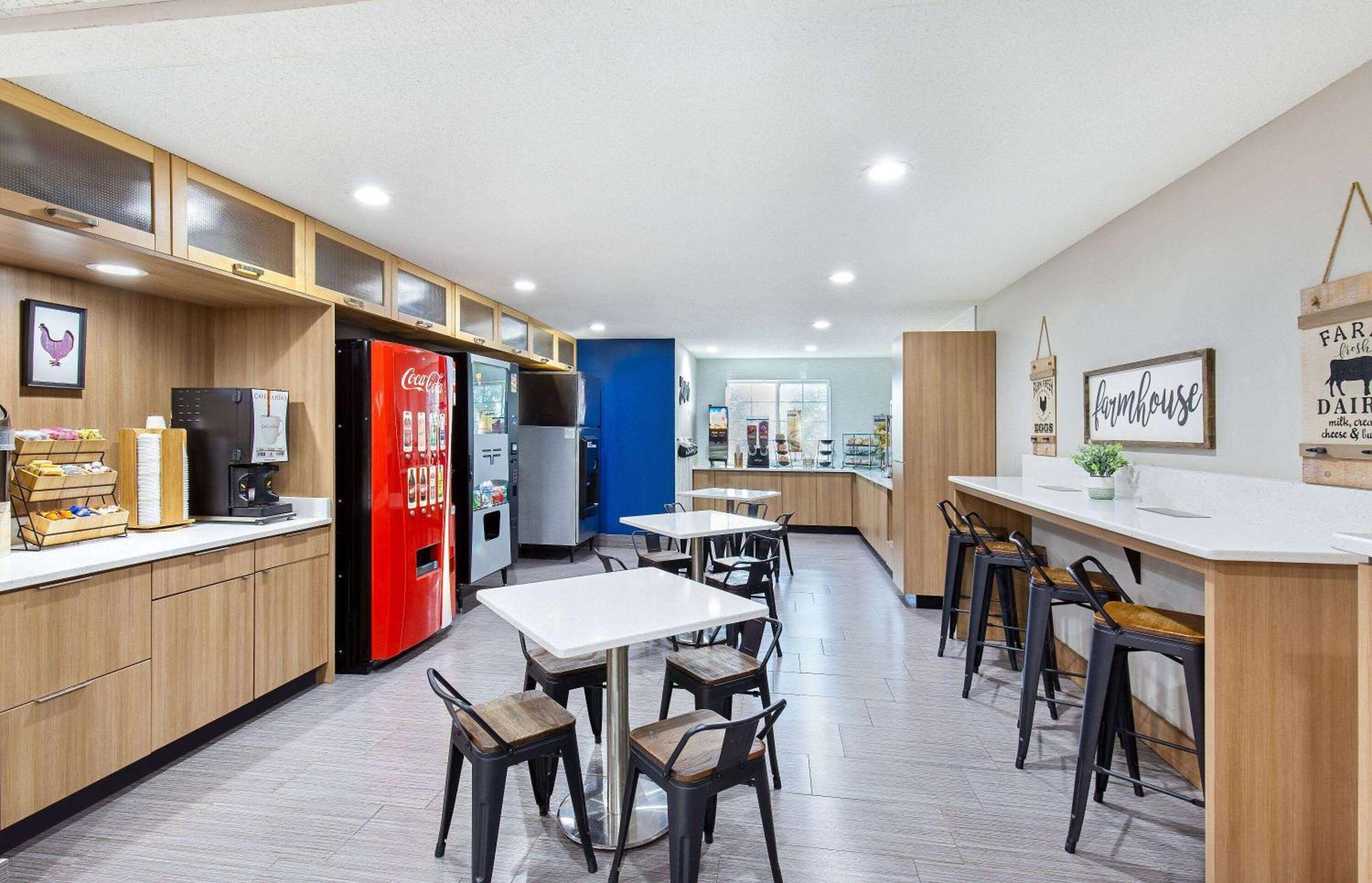 Microtel Inn & Suites Columbus North מראה חיצוני תמונה